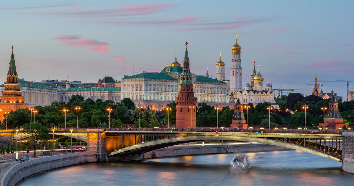 Ввоз питомца в Россию: правила (2026)